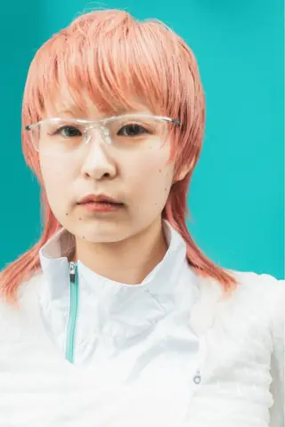 ミディアム カラー SALOWIN 梅田茶屋町店所属・梅田/ベージュカラー /ブリーチカラーのヘアスタイル