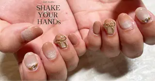 ネイル ネイルスタジオ シェイクユアハンズのネイルデザイン