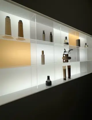 uni/haruhi ☀️大名透明感カラーのヘアスタイル