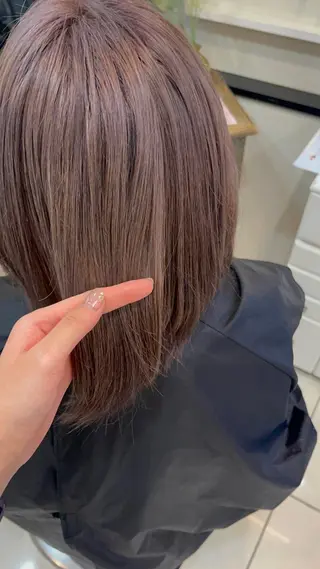 ミディアム カラー 羽エクステ/シール エクステ/横浜駅5分のヘアスタイル