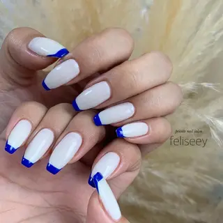 ネイル feliseey 〘フェリシー 〙のネイルデザイン