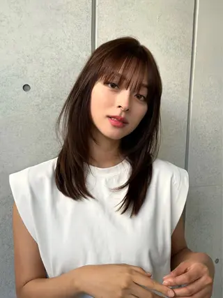 セミロング カラー LEANE THE TOKYO所属・大人レイヤー 🍃外苑前/荒谷進介のヘアスタイル