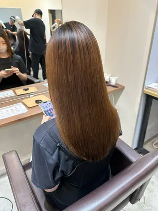 セミロング 縮毛矯正+モテカラー 🎀✨MIHOのヘアスタイル