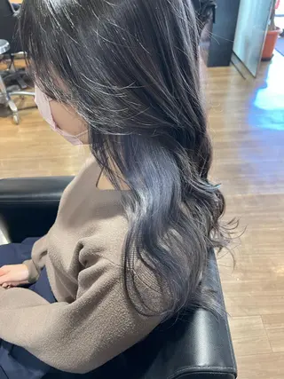 ロング 丸山 亜加理のヘアスタイル