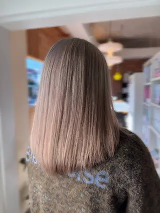 セミロング カラー jammin.新塘 亮介のヘアスタイル