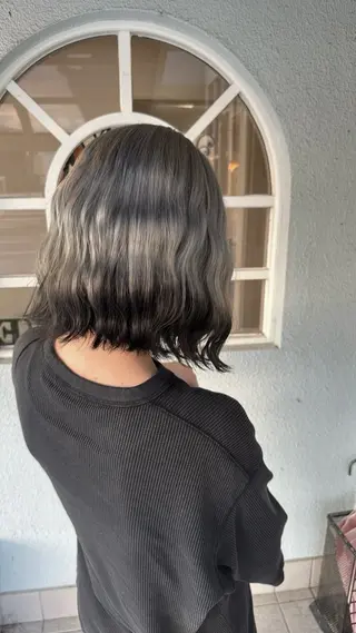 ショート Y'sBlue丸亀店所属・カラー大好き🌈 カットモデル募集中のヘアスタイル