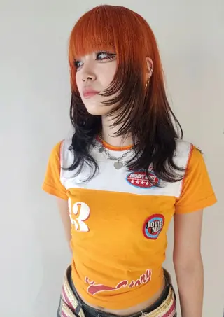 セミロング カラー Backbocker所属・ハイトーン/ブリーチ /デザインカラーのヘアスタイル