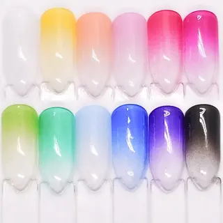ネイル AG nail 〚　yuka　〛のネイルデザイン