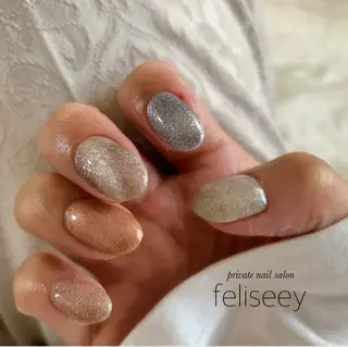 ネイル feliseey 〘フェリシー 〙のネイルデザイン