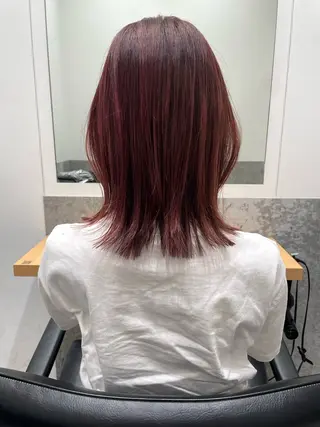 ミディアム カラー 小坂 郁美のヘアスタイル