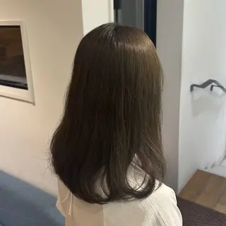 カラー 西澤 希のヘアスタイル