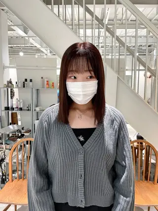セミロング カラー 林 千聖のヘアスタイル