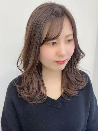 ミディアム カラー STAR TOKYOのヘアスタイル