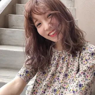 ミディアム カラー パーマ ヘアアレンジ キッズ ネイル マツエク・マツパ umu.［韓国ヘア /ダウンパーマ］のヘアスタイル