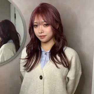 ロング カラー Hinako🦋 ブリーチカラーのヘアスタイル