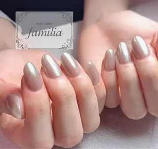 ネイル -nailroom- familiaのネイルデザイン