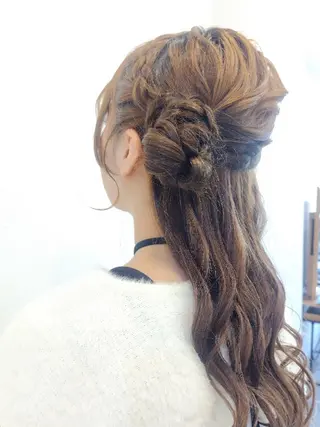 ヘアアレンジ LUXbe博多バスターミナル店所属・澤田 あきのヘアスタイル