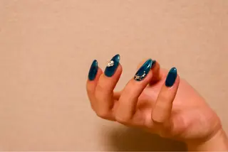 ネイル Earth Total Beauty Salon所属・アース　トータル ビューティサロンのネイルデザイン