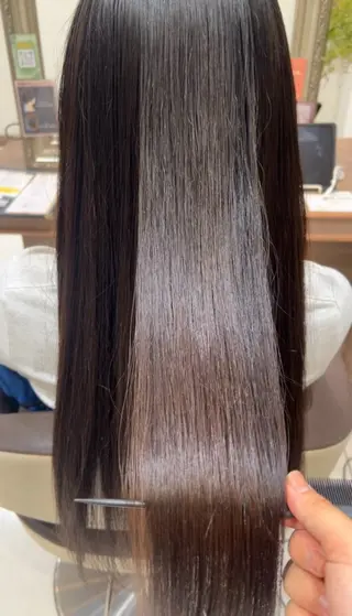 ロング 阪本 紀乃のヘアスタイル