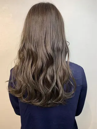 セミロング カラー _WHITE＋ 南海難波店のヘアスタイル