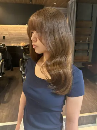 セミロング レイヤーカット/韓国 /艶髪/ダブルカラーのヘアスタイル