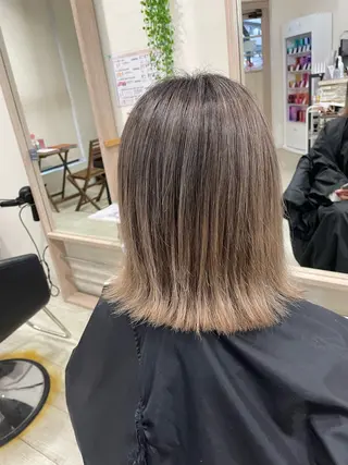 ミディアム カラー KR2S中百舌鳥店所属・山中 萌香のヘアスタイル