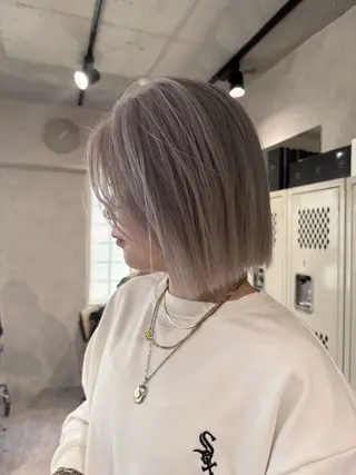 ショート カラー ダブルカラー ブリーチ/kaitoのヘアスタイル