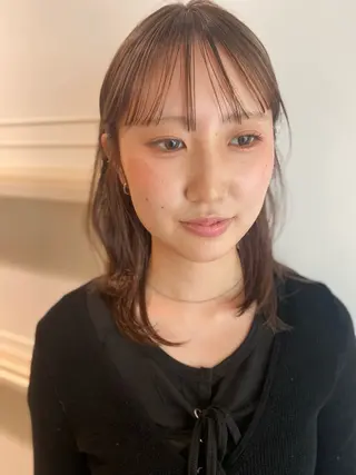 カラー HOLIDAYS🌿 マナのヘアスタイル