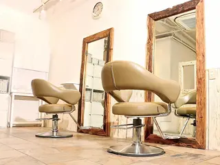 【髪質改善師】 鈴木伸之介のヘアスタイル