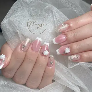 ネイル Maggie Nail🦩のネイルデザイン