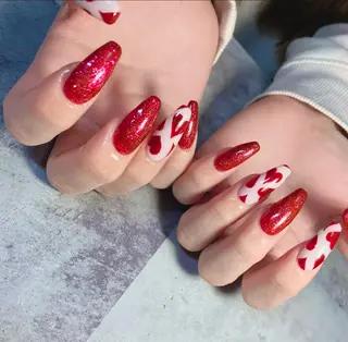 ネイル LUCE 伊藤 光梨のネイルデザイン