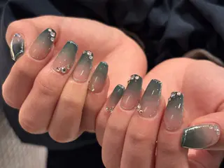 ネイル 祇園 彩寧のネイルデザイン