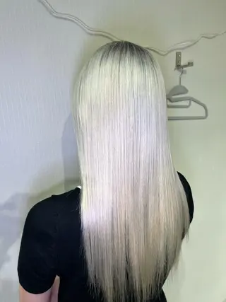 ロング カラー 【Diar】オーナー アキヨシケンタのヘアスタイル