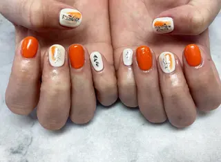 ネイル ネイルリボン 受付スタッフのネイルデザイン