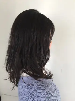 セミロング THREE  mark所属・河田 日和のヘアスタイル