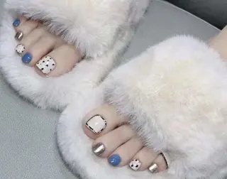 ネイル VIVIAN リサのネイルデザイン