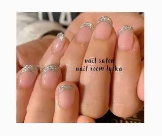 ネイル ﾈｲﾙﾙｰﾑﾘｯｶ 𝐦𝐚𝐲𝐮のネイルデザイン