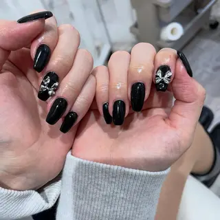 ネイル Lily Beauty天神西通り店所属・坂田 美生のネイルデザイン