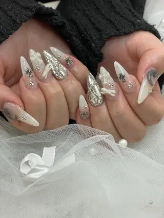 ネイル 五十嵐 美智のネイルデザイン