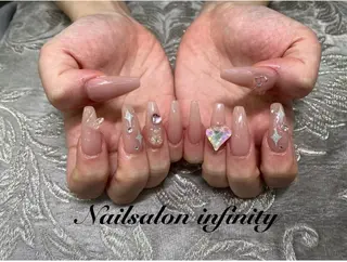 ネイル Infinity インフィニティーのネイルデザイン