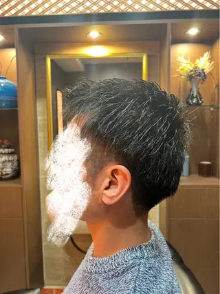 ショート ヒロ銀座バーバーショップ丸の内所属・秋山 琳太のヘアスタイル