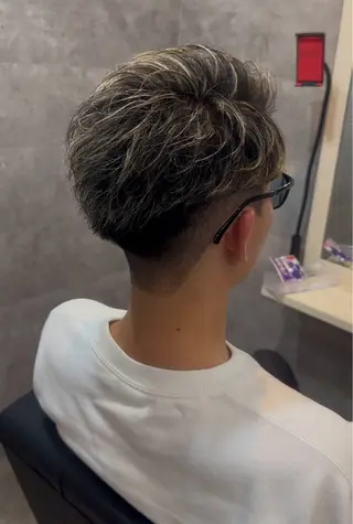 カラー パーマ メンズ Bleachi 大宮West所属・鈴木拓也 メンズカットのヘアスタイル