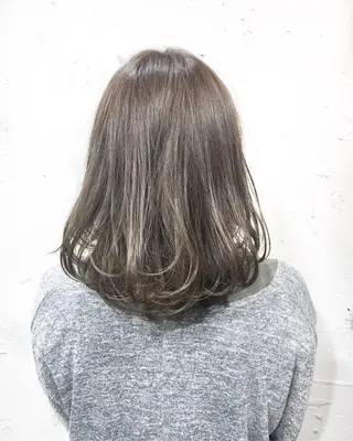 ミディアム カラー ✨艶髪✨透明感✨ 山内大樹のヘアスタイル