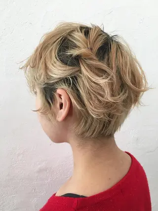 ショート カラー BRUNTJET所属・MAEDA MADOKAのヘアスタイル