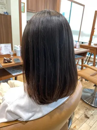 ミディアム 山本　恵 (やまもと  けい)のヘアスタイル