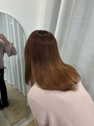 ミディアム サアヤ/ SYS by fitのヘアスタイル