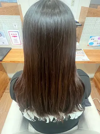 カラー 佐藤 志乃/艶カラーのヘアスタイル