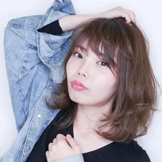 ミディアム カラー パーマ ヘアアレンジ ブリーチ/ヘアケア/ 艶髪/イギチハルのヘアスタイル