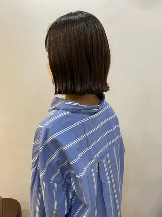 ショート カラー あずまぐち めぐみのヘアスタイル