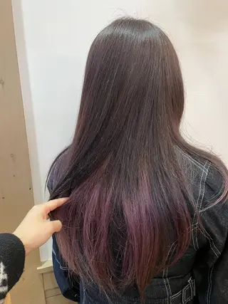 ロング カラー 坂江 亜也佳のヘアスタイル